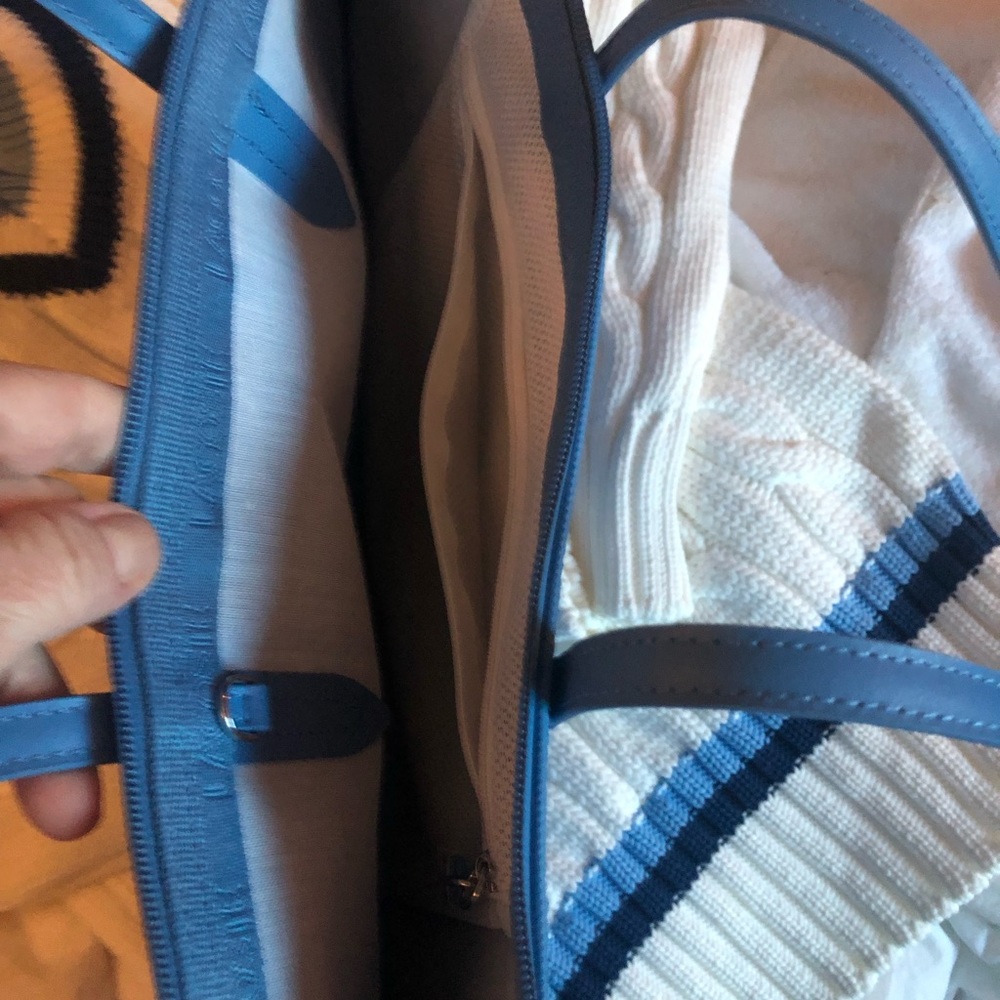NOTE: 2 PIECES - Picture 3 of 4